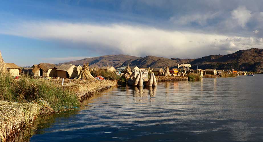 Day 7: PUNO: FULL DAY TO TITICACA LAKE (UROS & TAQUILLE ISLANDS)