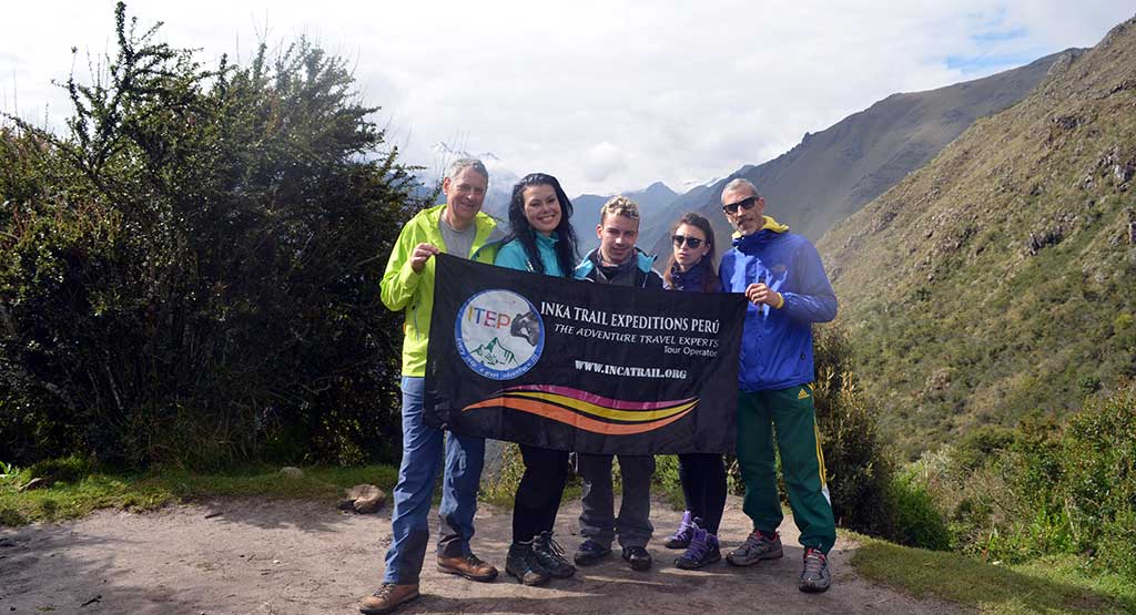 Day 5: TREKKING “WAYLLABAMBA TO PACAYMAYUC / RUNKURAQAY”