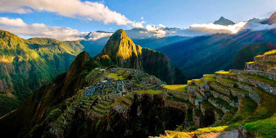 Day 4: Visiting   Machu Picchu Sanctuary